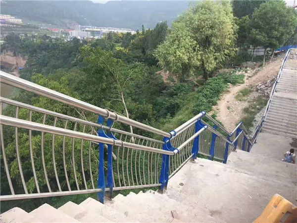 宝坻不锈钢桥梁栏杆